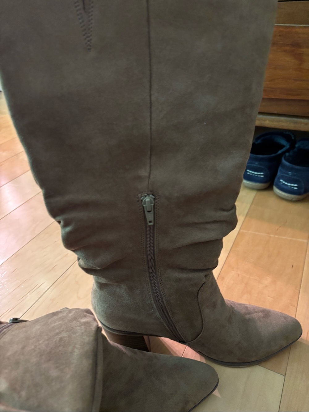 Target Universal Threads 9.5 wise calf tall heeled boots - Picture 3 of 4